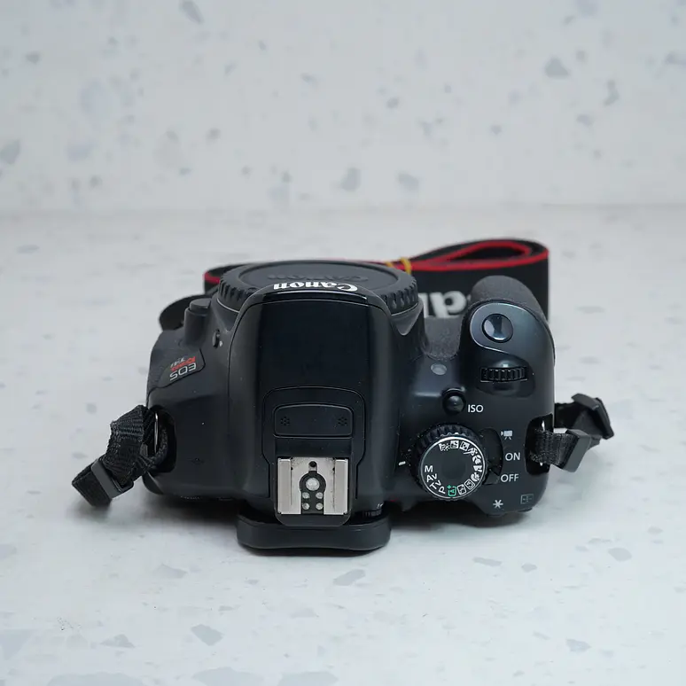 Canon EOS Rebel T4i (Body) - USADO 6