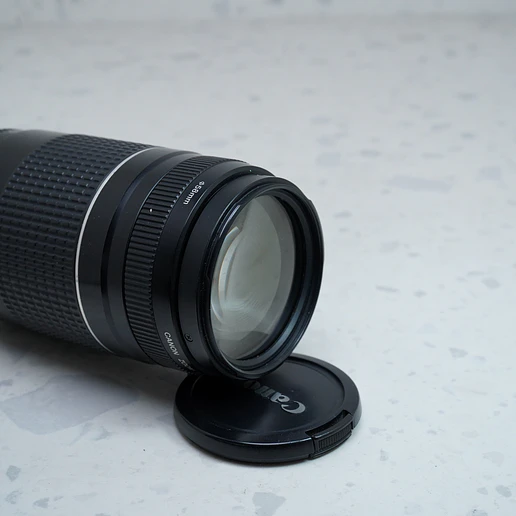 Canon EF 75 300mm f4-5.6 III - USADO 4