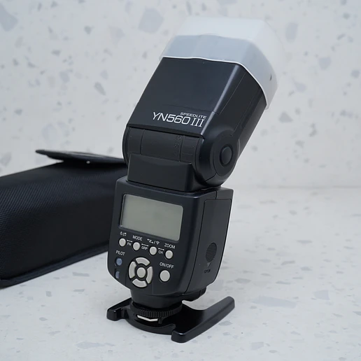Yongnuo Speedlite YN560-III (Canon) - USADO 2
