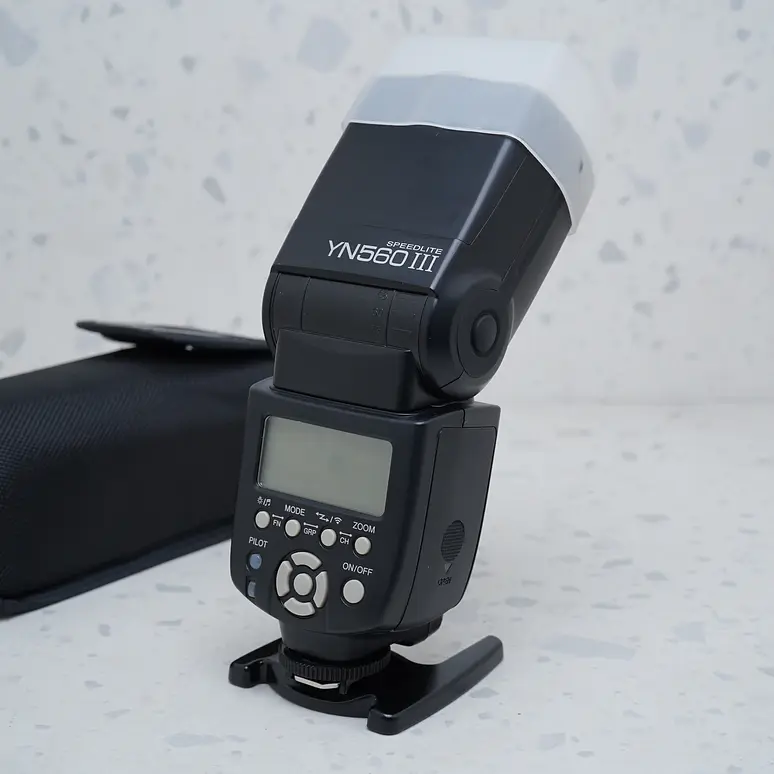 Yongnuo Speedlite YN560-III (Canon) - USADO 2