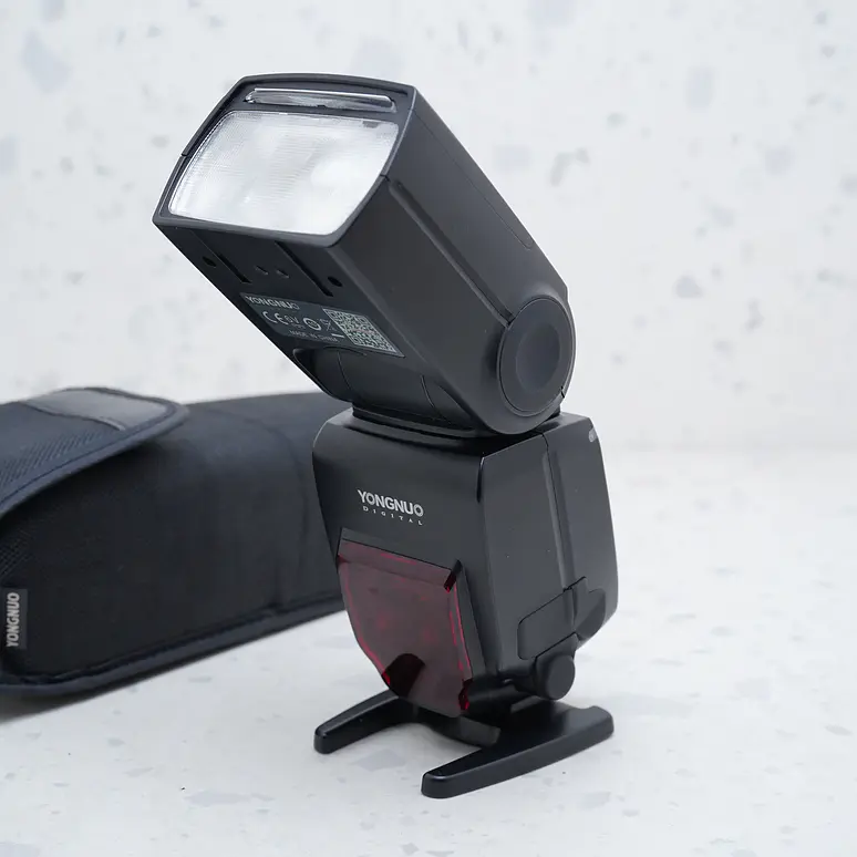 Flash Yongnuo YN685 (Canon) - USADO 3