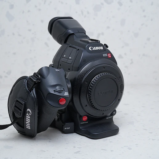 Canon C100 Mark II (Body) - USADO 4