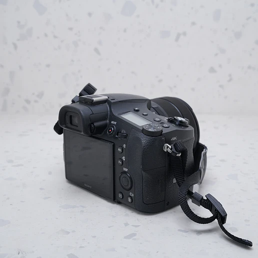 Sony RX10 IV - USADO 5