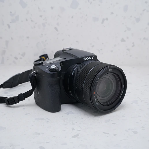 Sony RX10 IV - USADO 3