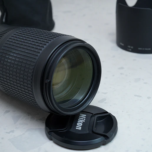 Nikon AFS NIKKOR 70-300mm f4.5 5.6 G ED VR - USADO 4