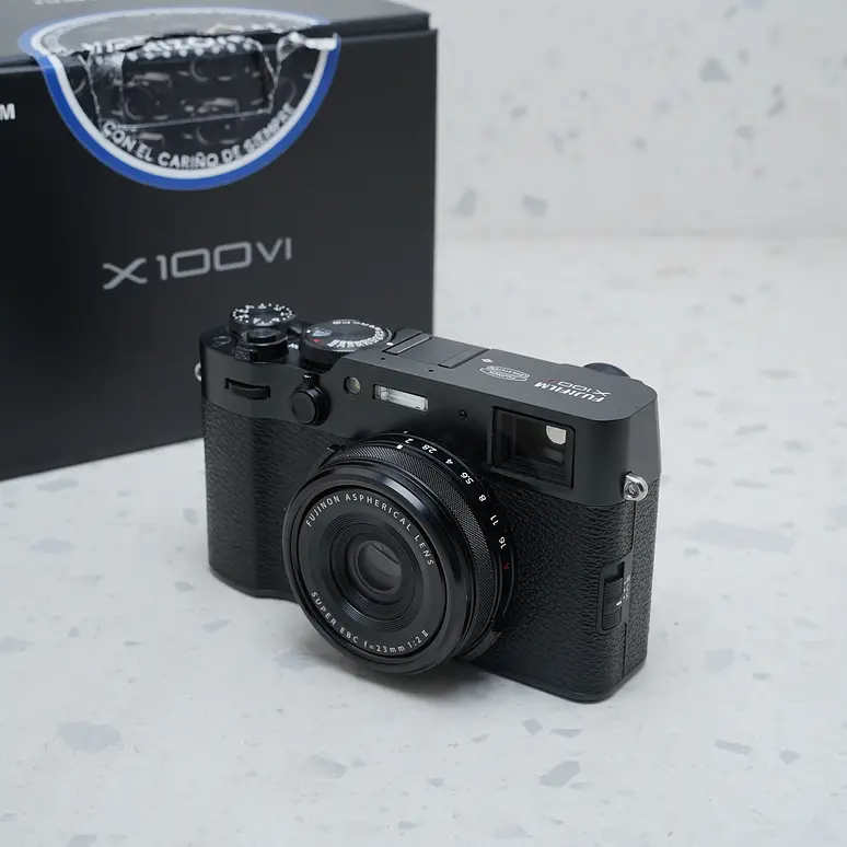 FUJIFILM X100VI (Negra) - USADO 2