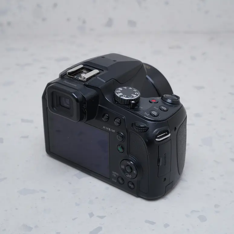 Panasonic LUMIX FZ80D - USADO 6