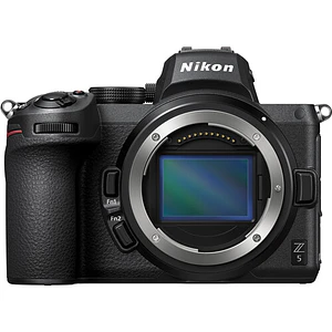 Nikon Z5 - USADO