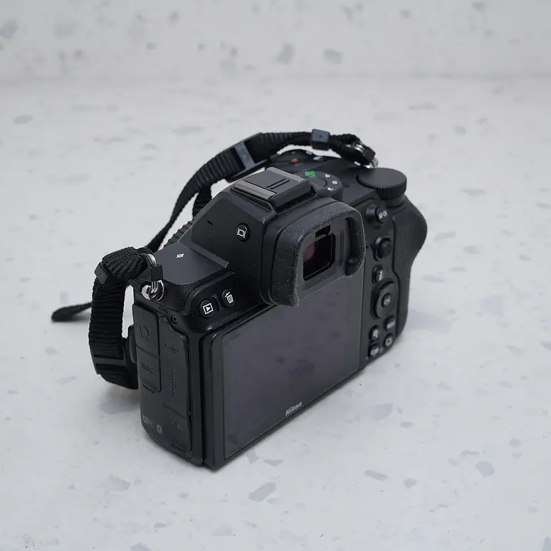 Nikon Z5 - USADO 3