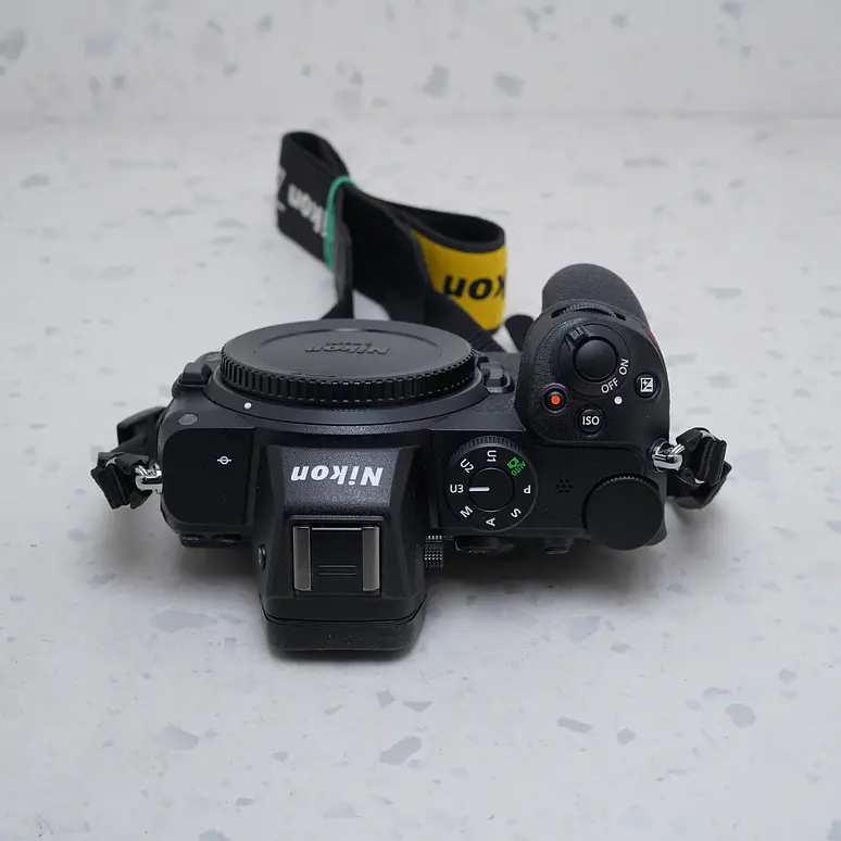 Nikon Z5 - USADO 6