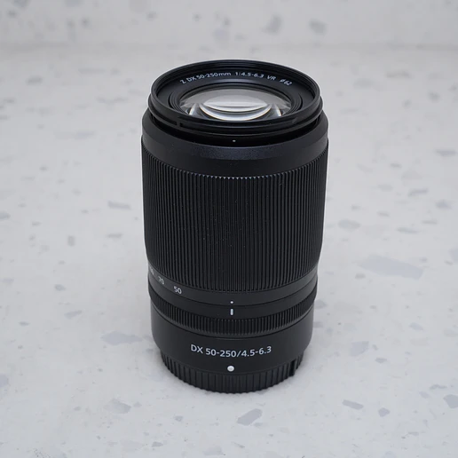 Nikon NIKKOR Z DX 50-250mm f/4.5-6.3 VR - USADO 2