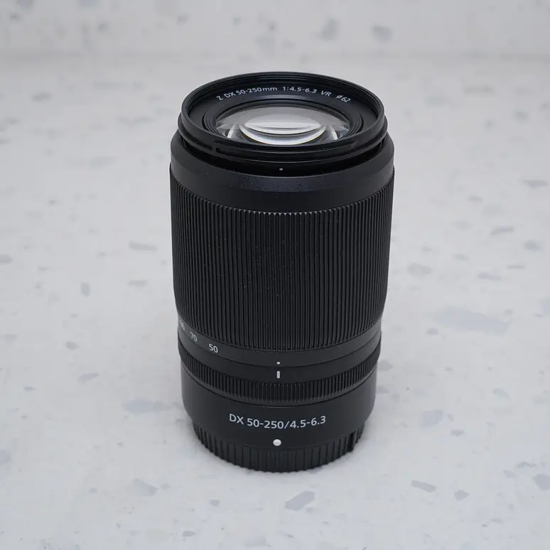 Nikon NIKKOR Z DX 50-250mm f/4.5-6.3 VR - USADO 2