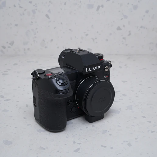 Panasonic Lumix S1H - USADO 6