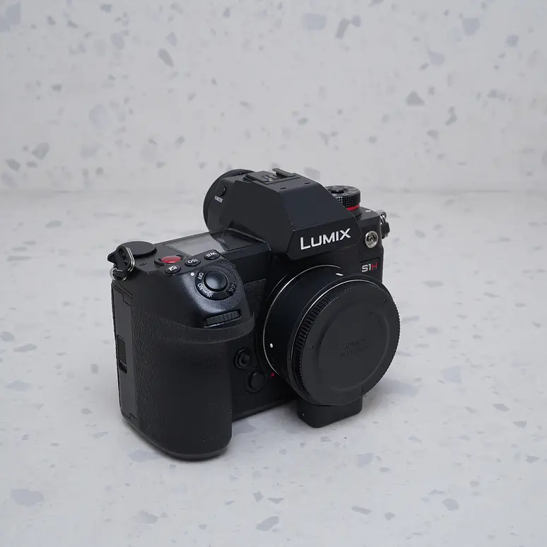 Panasonic Lumix S1H - USADO 6