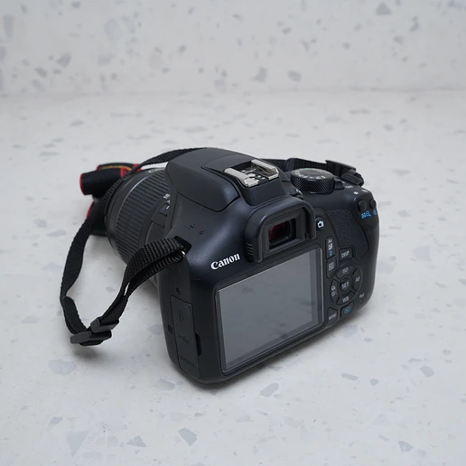 Canon T6 + 18-55mm & 75-300mm - USADO 3