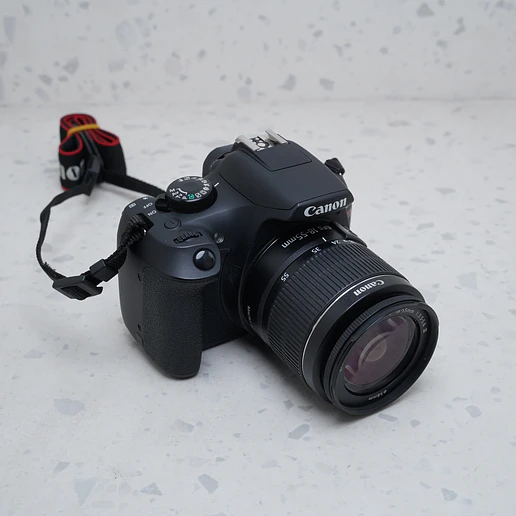 Canon T6 + 18-55mm & 75-300mm - USADO 5