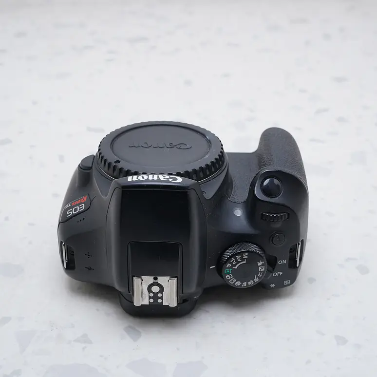 Canon Rebel T6 (Body) - USADO 6