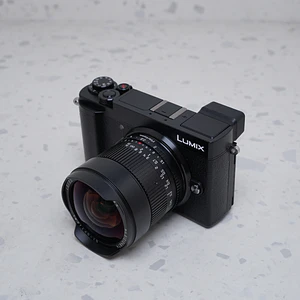 Panasonic Lumix DC-GX9 + TTArtisan 10mm