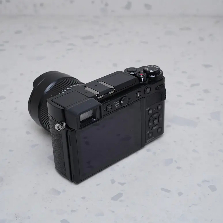 Panasonic Lumix DC-GX9 + TTArtisan 10mm 2