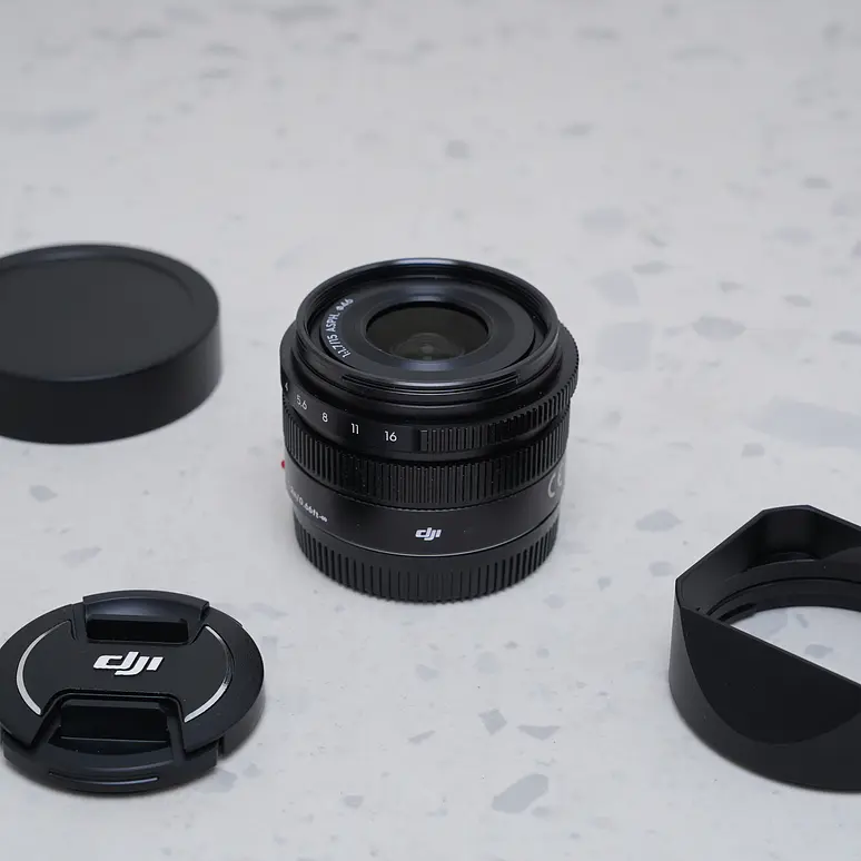 DJI MFT 15mm f/1.7 ASPH - USADO 4