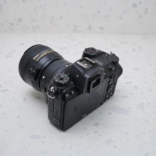 Nikon Z7 + Adaptador FTZ + AF-S NIKKOR 50mm f/1.4G - USADO 2