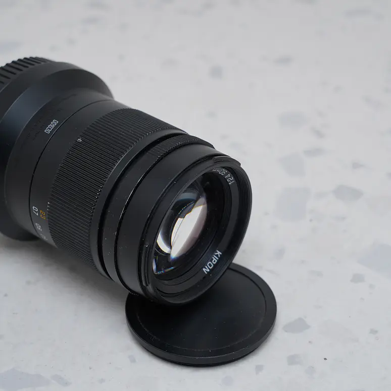 KIPON Elegant 90mm f/2.4 para Nikon Z - USADO 4