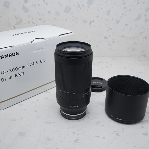 Tamron 70-300mm f/4.5-6.3 Di III RXD para Sony E - USADO 2