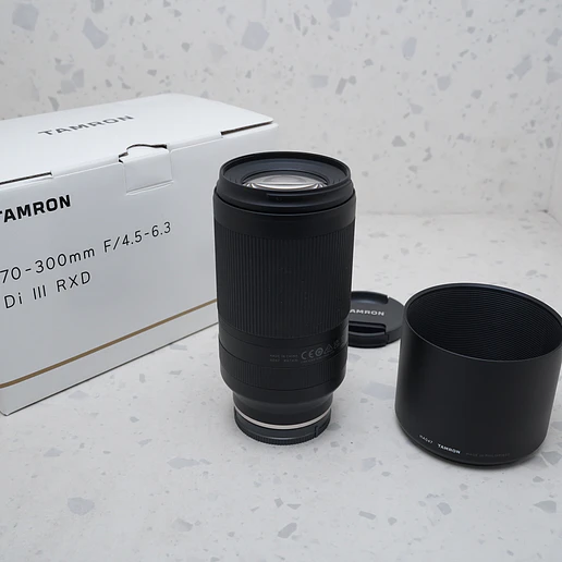 Tamron 70-300mm f/4.5-6.3 Di III RXD para Sony E - USADO 3
