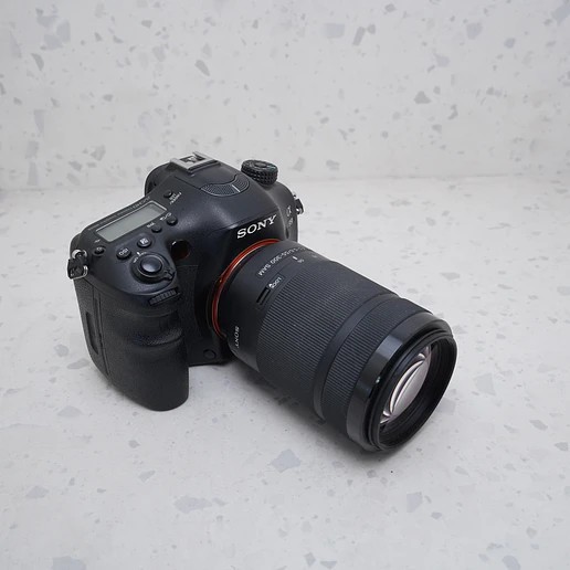 Sony Alpha 99 + 55-300mm f/4.5-5.6 + 100mm f/2.8 Macro - USADO 5