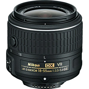 Nikon AF-S DX NIKKOR 18-55mm f/3.5-5.6G VR II - USADO