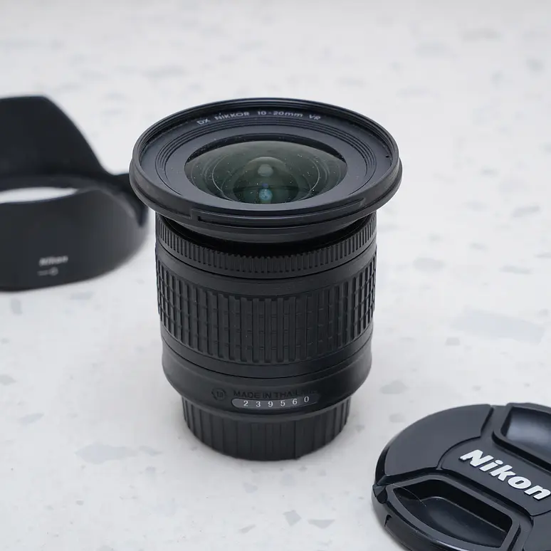 Nikon AF-P DX NIKKOR 10-20mm f/4.5-5.6G VR - USADO 3