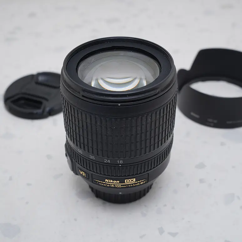Nikon AF-S DX NIKKOR 18-105mm f3.5-5.6G ED VR - USADO 2
