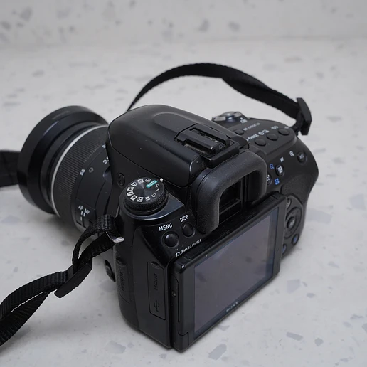Sony DSLR-A500 + 18-55mm - USADO 3