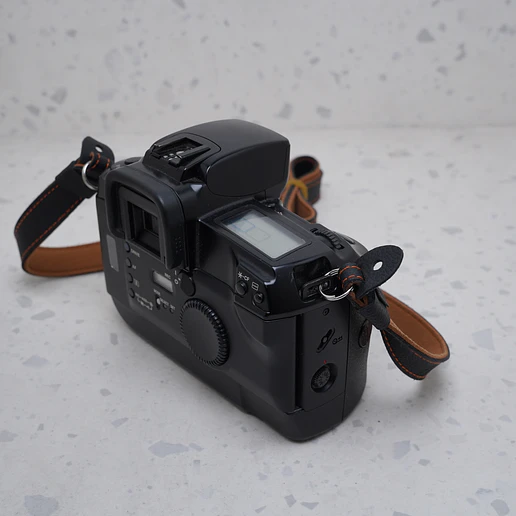 Canon EOS 5 (Body) - USADO 3