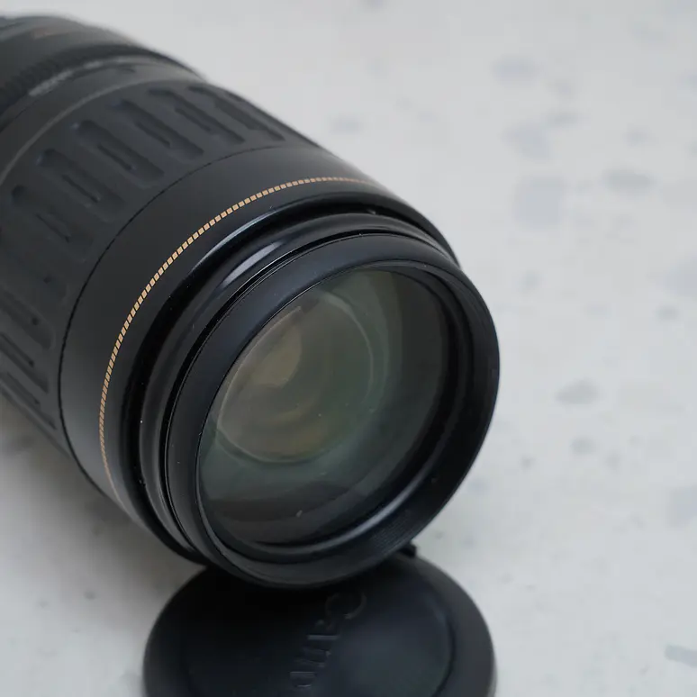100-300mm f/4.5-5.6 USM - USADO 4