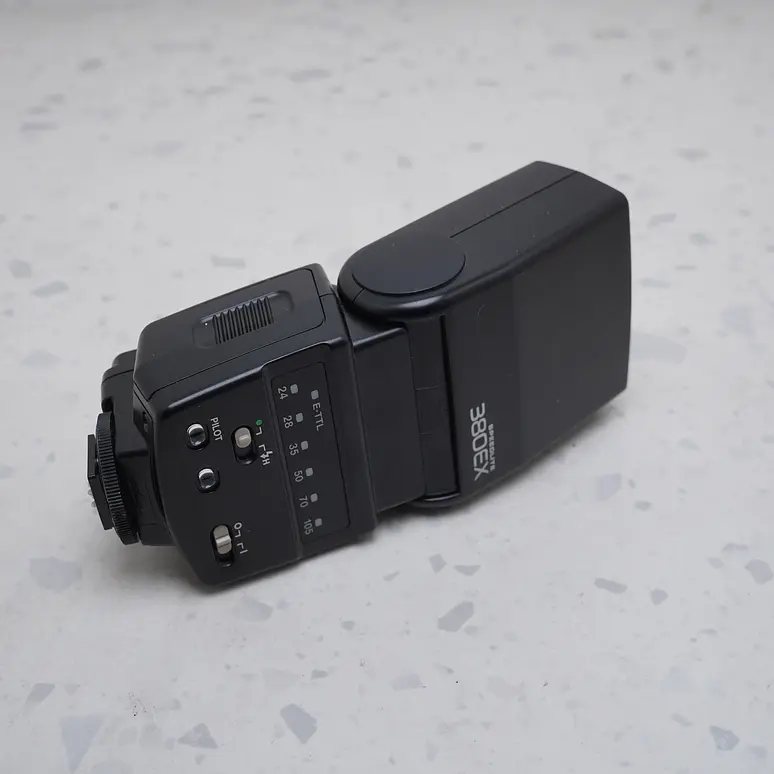 Canon Speedlite 380EX - USADO 2
