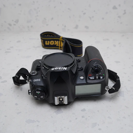 Nikon D5200 (Body) - USADO 6