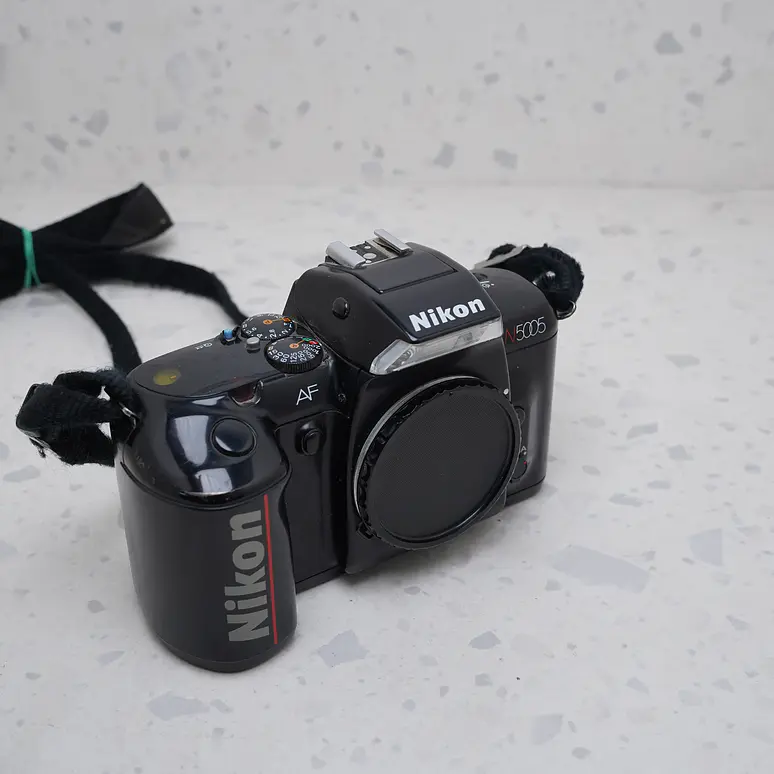 Nikon N5005 (Body) - USADO 4