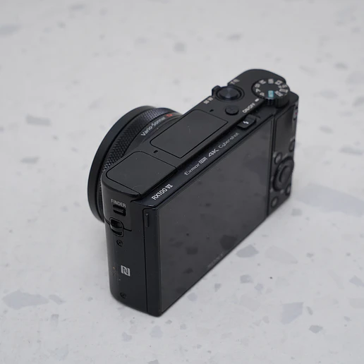 Sony RX100 VII - USADO 4