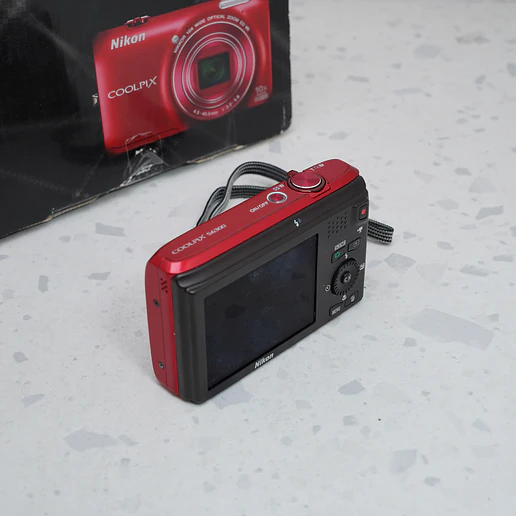 Nikon Coolpix S6300 - USADO 3