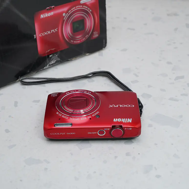 Nikon Coolpix S6300 - USADO 6