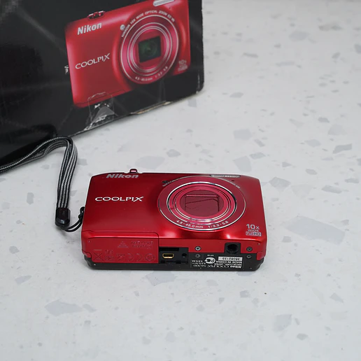 Nikon Coolpix S6300 - USADO 7