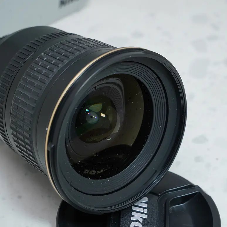 Nikon AF-S DX Zoom-NIKKOR 12-24mm f/4G IF-ED - USADO 4