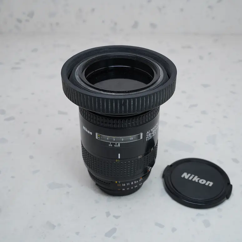 Nikon Nikkor AF 28-85mm f/3.5-4.5 - USADO 1