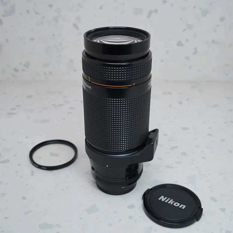 Nikon AF Nikkor 75-300mm f/4.5-5.6 - USADO 3