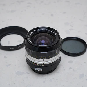Nikon Nikkor-N Auto 24mm f/2.8 - USADO