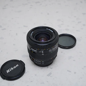 Nikon AF Zoom-Nikkor 35-70mm f/3.3-4.5 - USADO