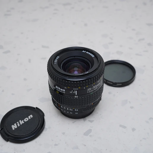 Nikon AF Zoom-Nikkor 35-70mm f/3.3-4.5 - USADO 1