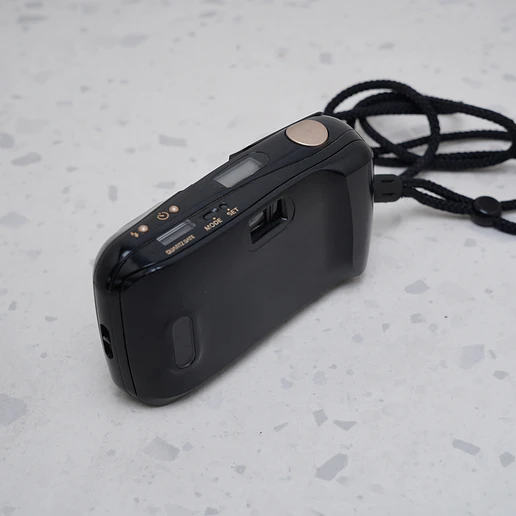 Olympus mju: (Infinity Stylus) - USADO 2