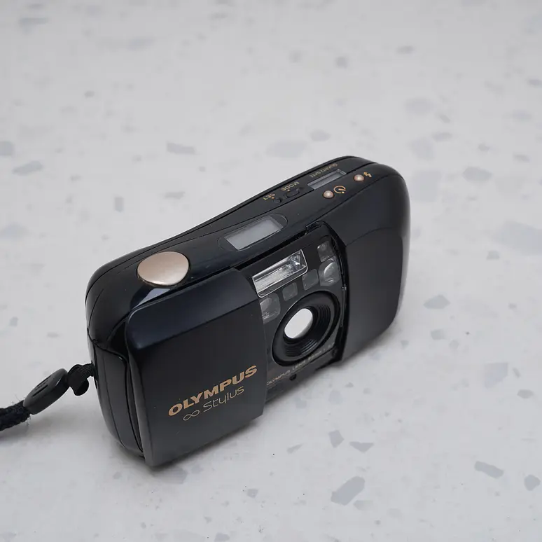 Olympus mju: (Infinity Stylus) - USADO 4